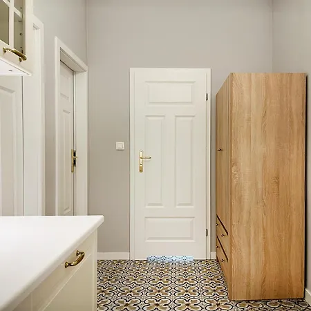 For 4 Guest Near To Main Station Cracow Appartement *
