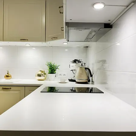 For 4 Guest Near To Main Station Cracow * Krakau
