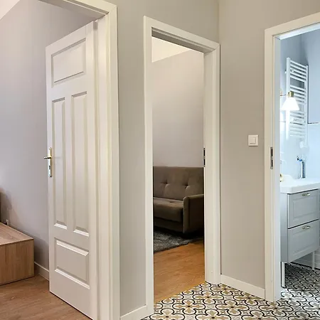 For 4 Guest Near To Main Station Cracow *